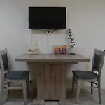 شقة Center With A Backyard بورغاس